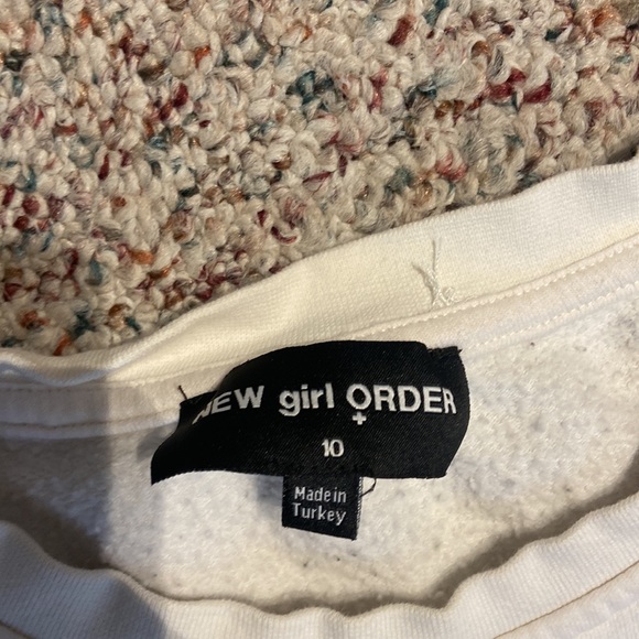 New Girl Order Print Cropped Sweatshirt Size Large - Picture 2 of 2